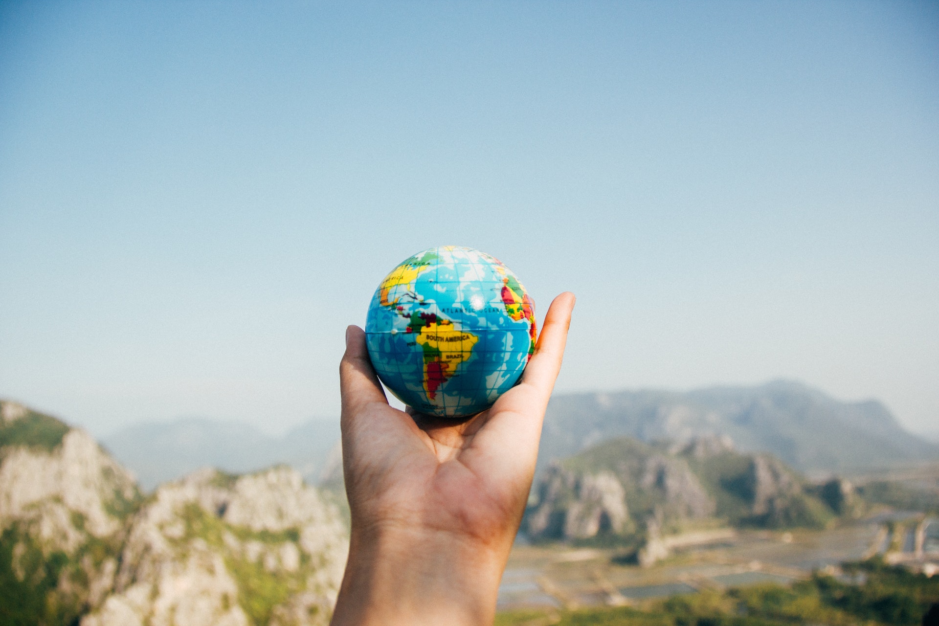 Sky Mobile International Saver lets you save when you call hundreds of destinations around the world at a discounted rate